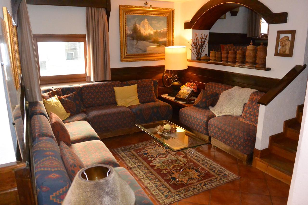 Hotel Fosson Breuil-Cervinia Exteriör bild