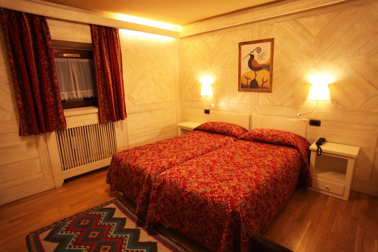 Hotel Fosson Breuil-Cervinia Exteriör bild